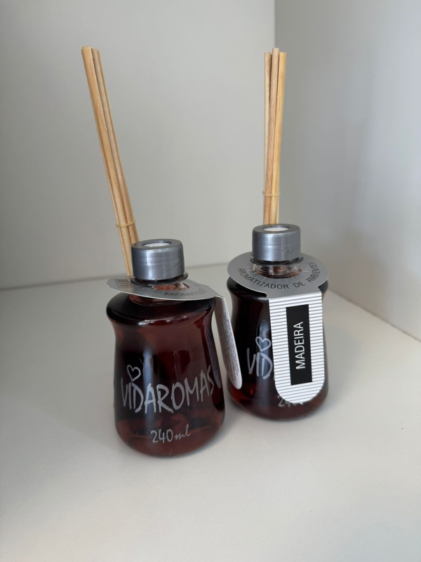 Aromatizador de Varetas 240ml Madeira