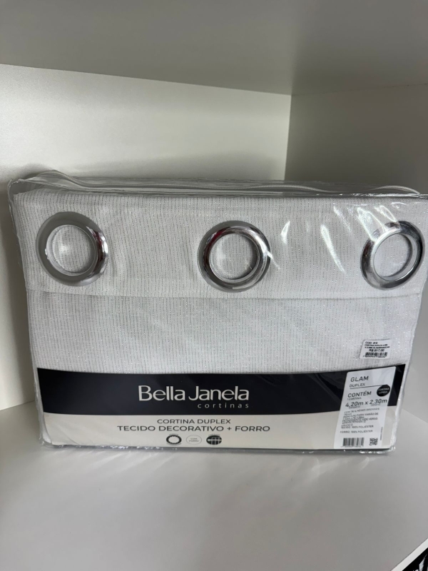 Cortina Bella Janela 4,20 x 2,30 glam branca